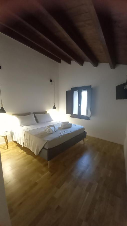 La Casetta Guest House Oristano Eksteriør billede